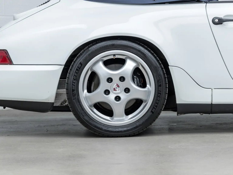 Porsche 964 Carrera 4