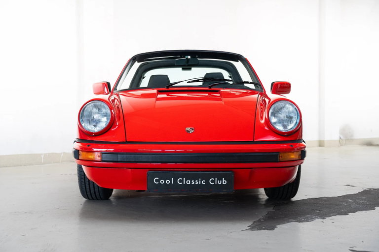 Porsche 911 Carrera 3.2 (US)