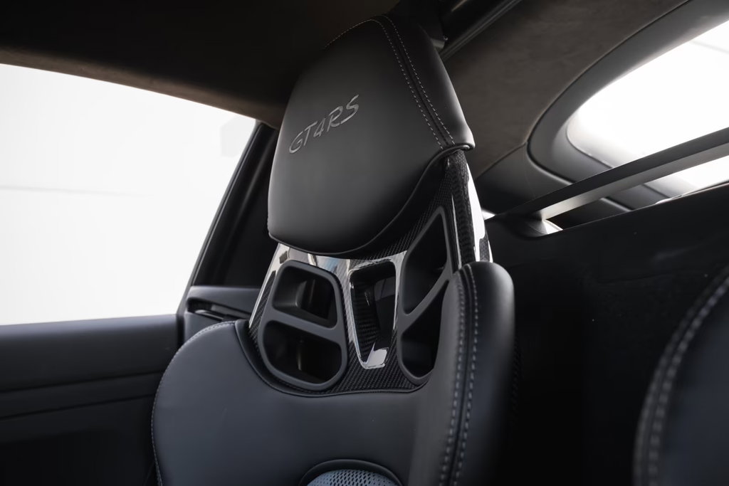 Porsche 718 Cayman GT4 RS
