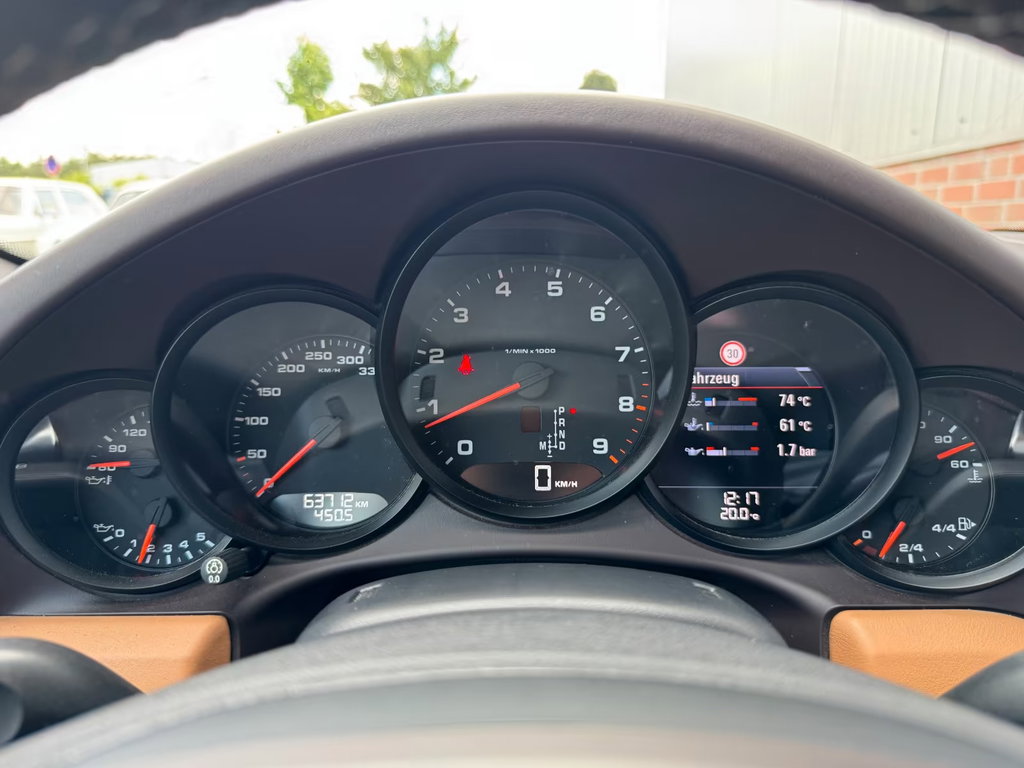 Porsche 991 Carrera 4