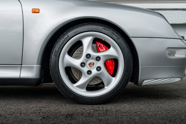 Porsche 993 Carrera 4S