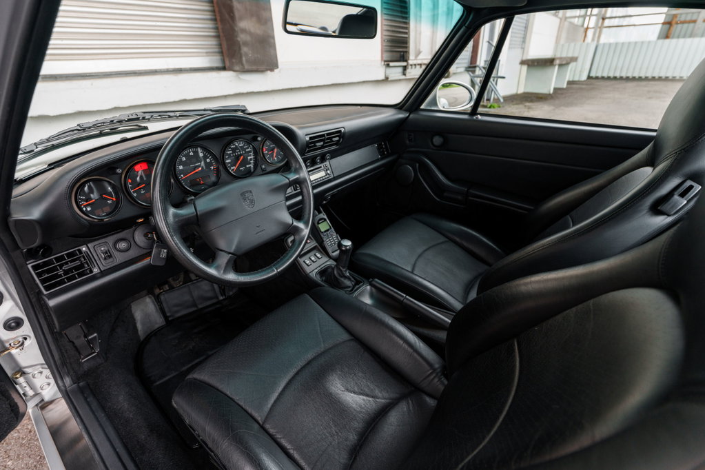 Porsche 993 Carrera 4S