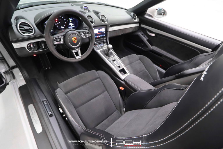 Porsche 718 Spyder