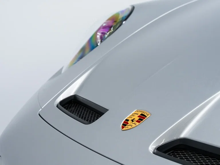 Porsche 992 GT3 Touring