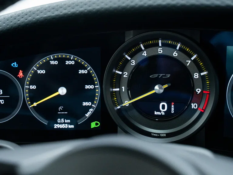 Porsche 992 GT3 Touring