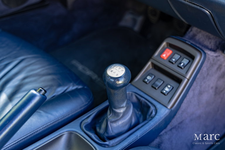 Porsche 993 Carrera 4S