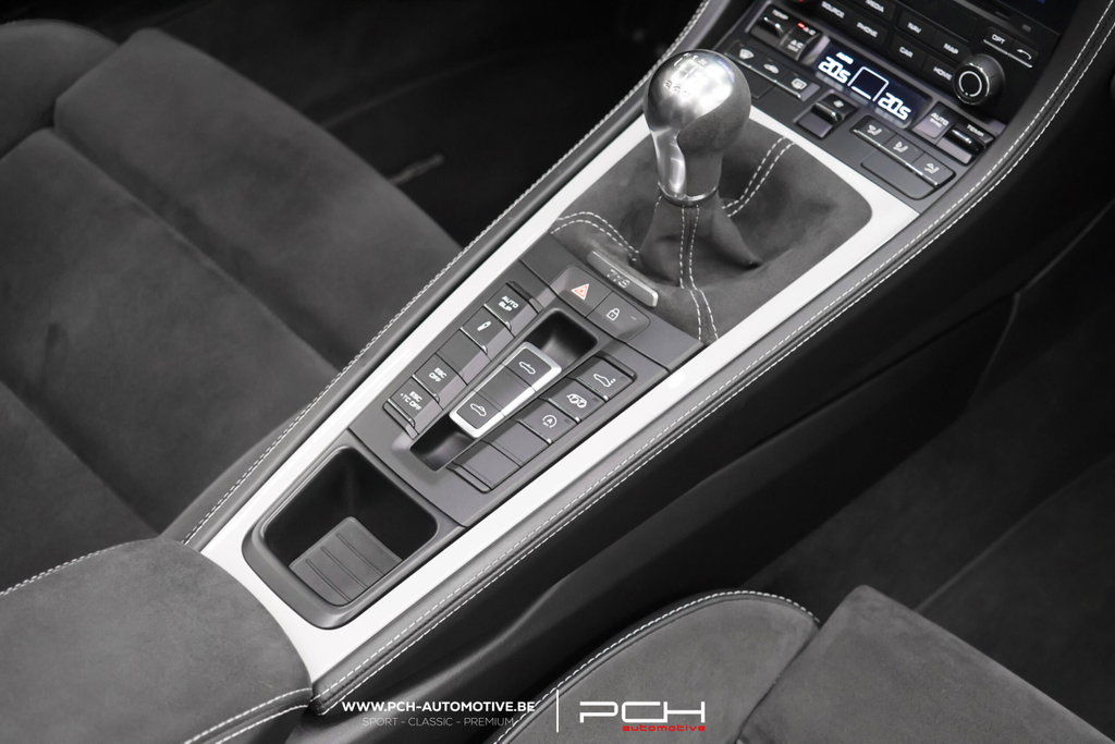 Porsche 718 Spyder