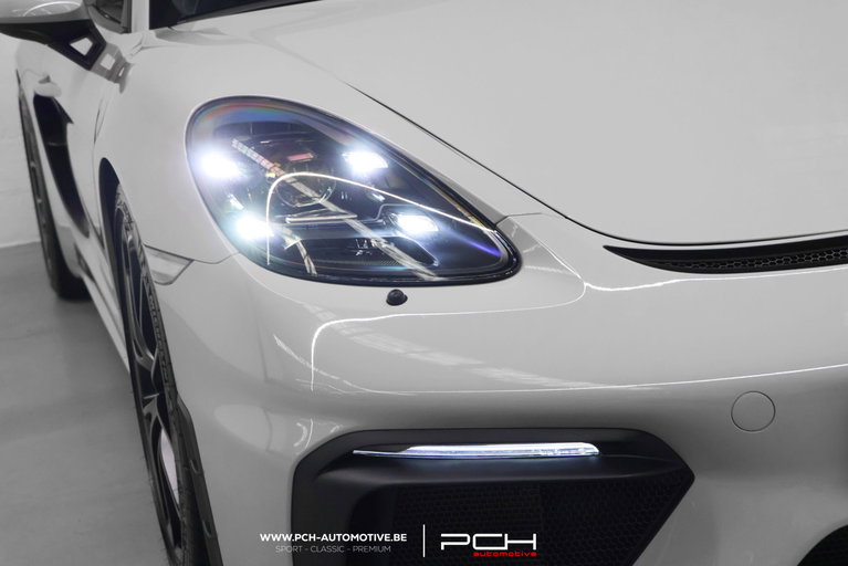 Porsche 718 Spyder