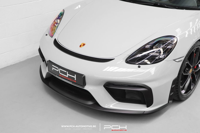 Porsche 718 Spyder