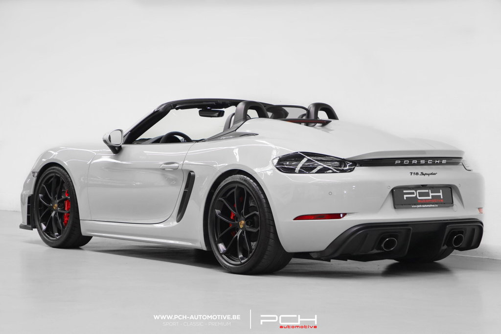 Porsche 718 Spyder
