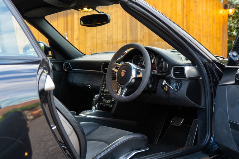 Porsche 997.2 Carrera 4 GTS