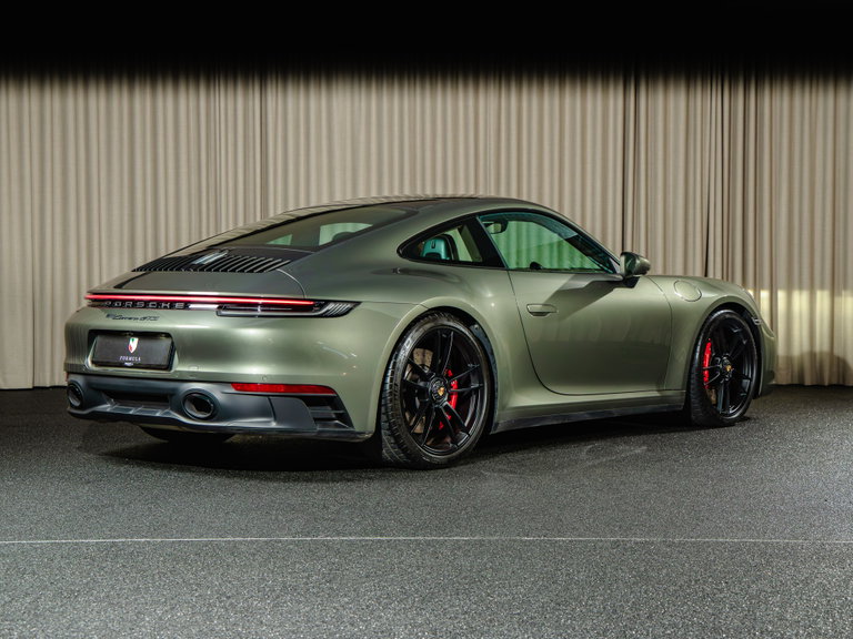 Porsche 992 Carrera GTS