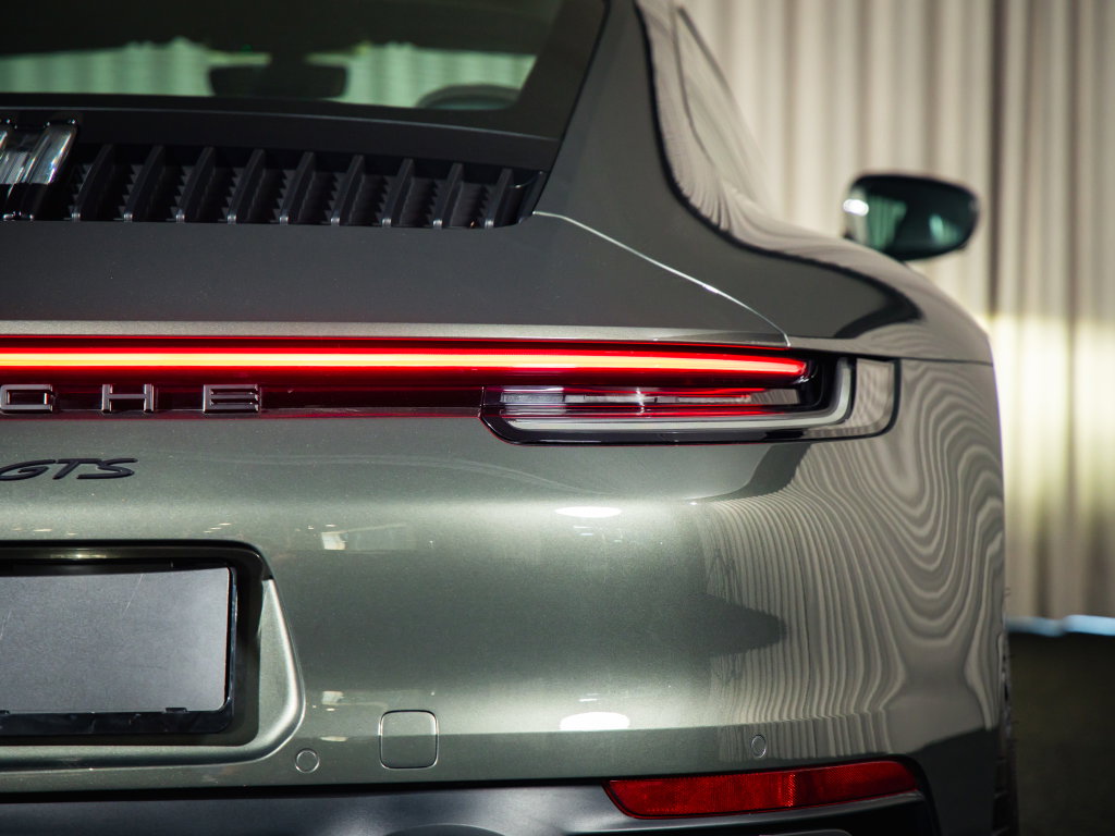 Porsche 992 Carrera GTS