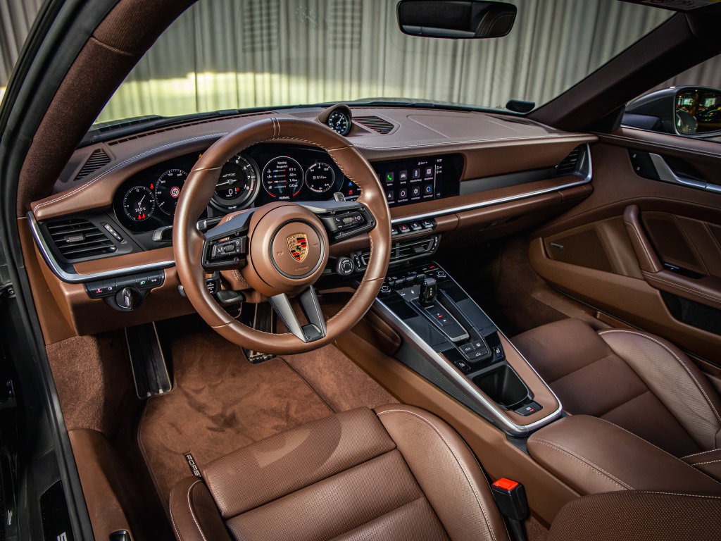 Porsche 992 Carrera GTS