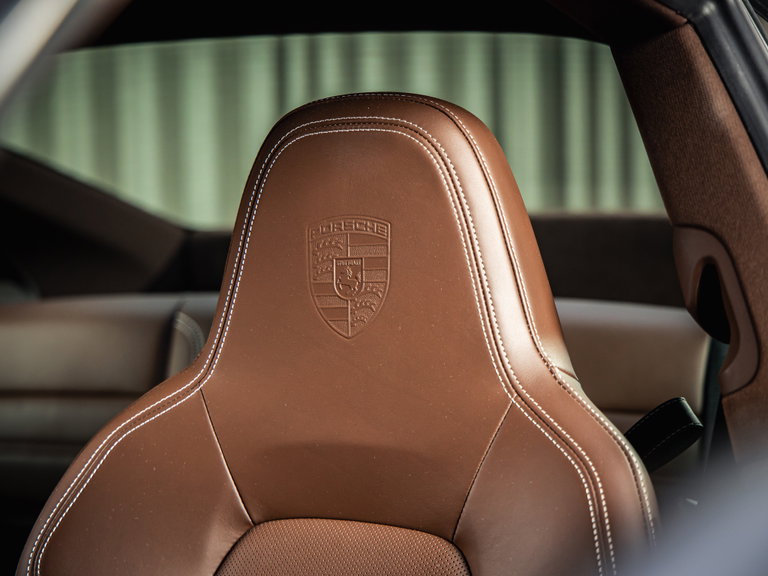 Porsche 992 Carrera GTS