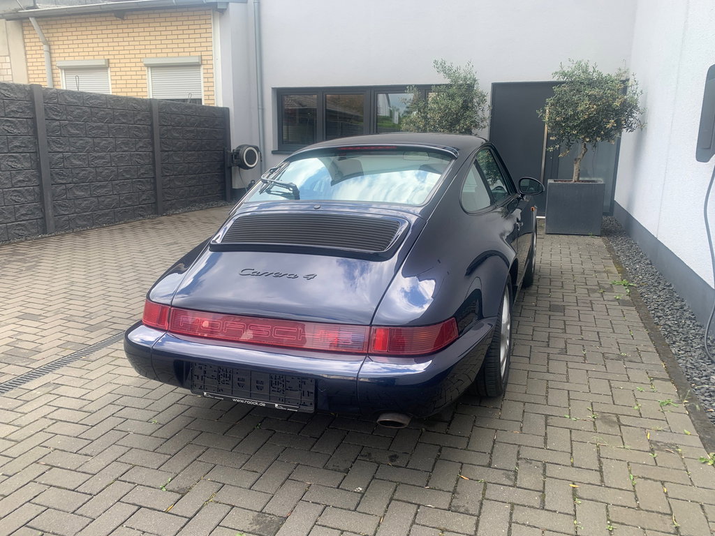 Porsche 964 Carrera 4