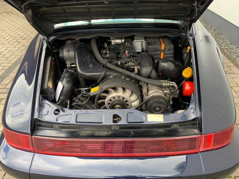 Porsche 964 Carrera 4