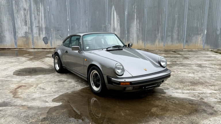 Porsche 911 Carrera 3.2