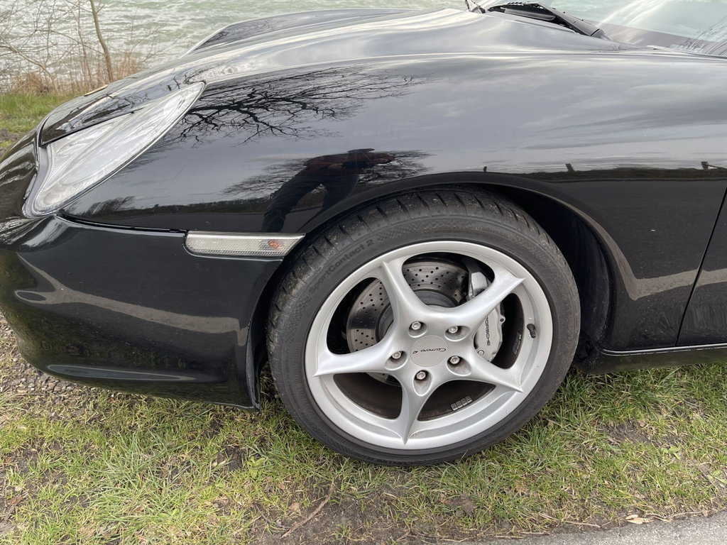 Porsche 996.2 Carrera 4