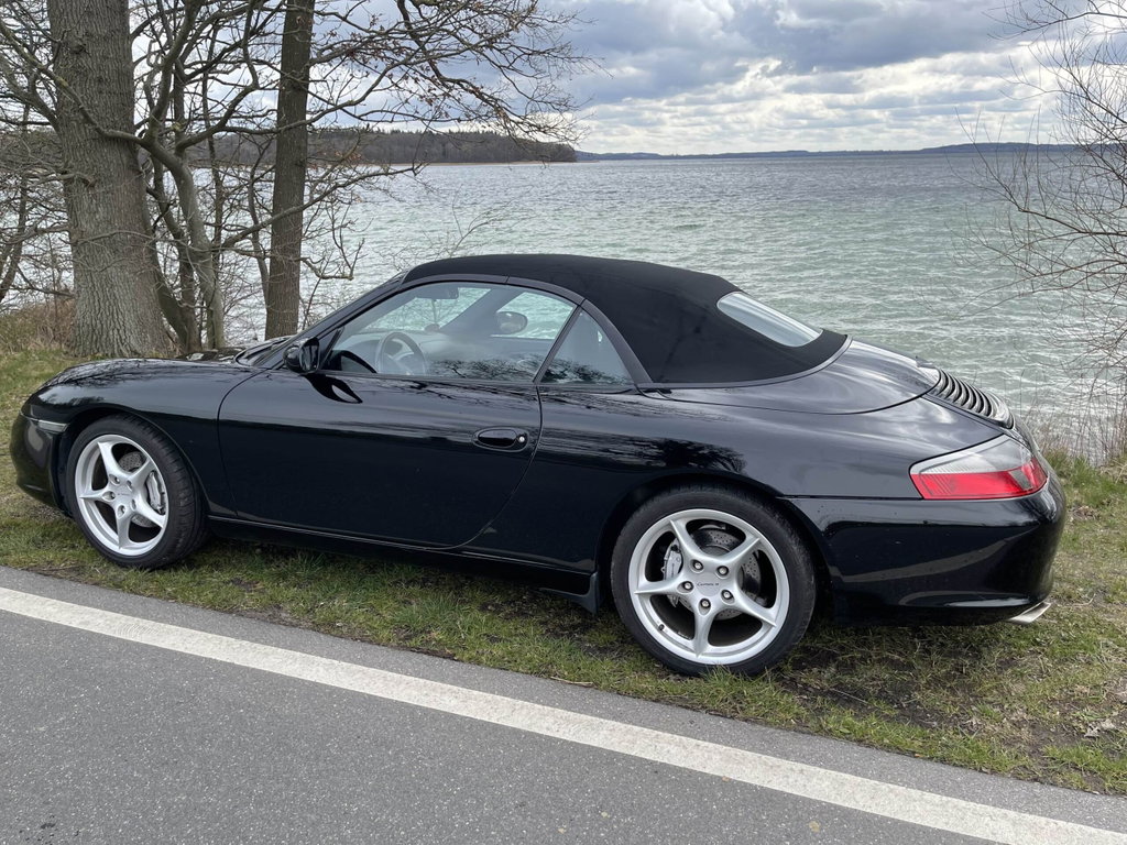 Porsche 996.2 Carrera 4