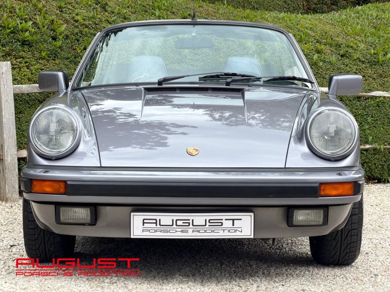 Porsche 911 Carrera 3.2 “25 Jahre 911”