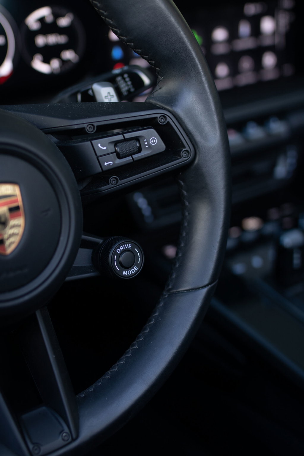 Porsche 992 Carrera 4 GTS