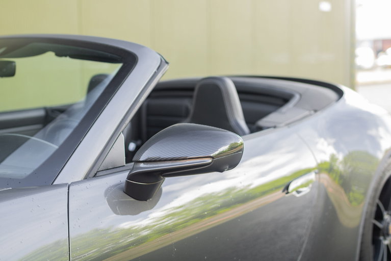 Porsche 992 Carrera 4 GTS