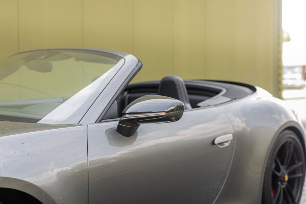 Porsche 992 Carrera 4 GTS