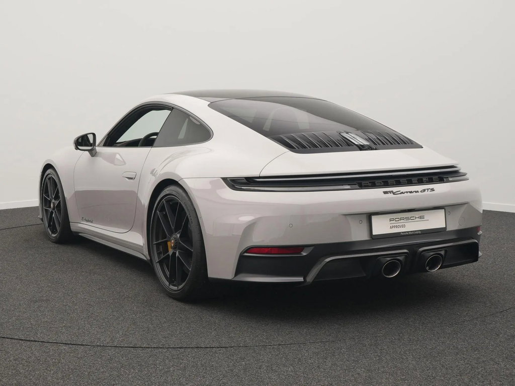 Porsche 992.2 Carrera GTS