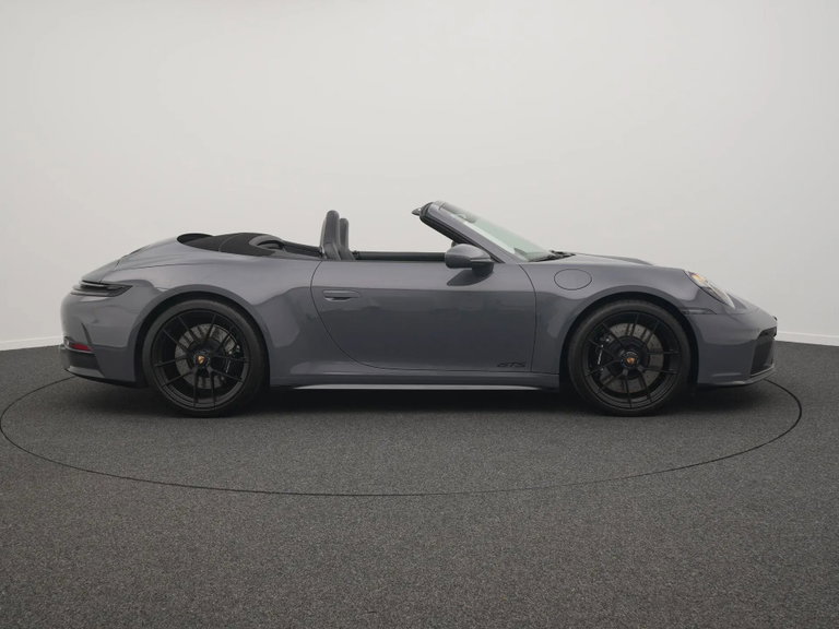 Porsche 992.2 Carrera 4 GTS