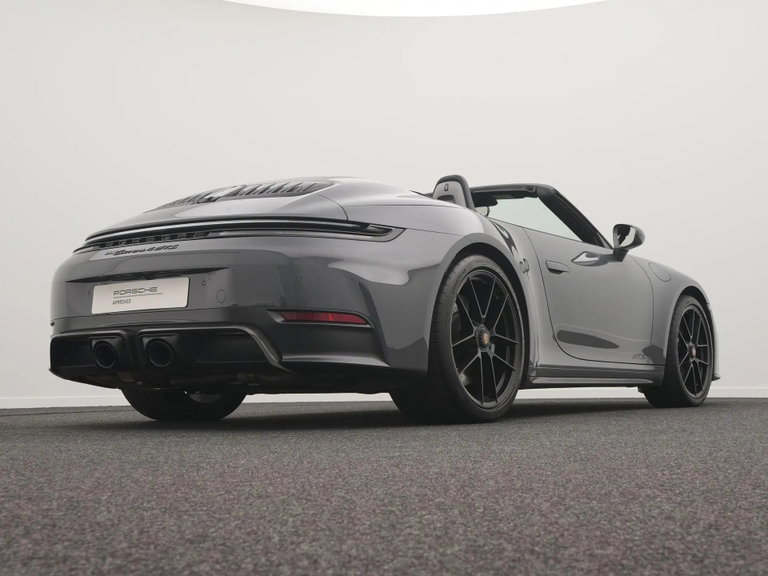 Porsche 992.2 Carrera 4 GTS
