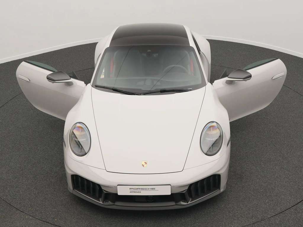 Porsche 992.2 Carrera GTS