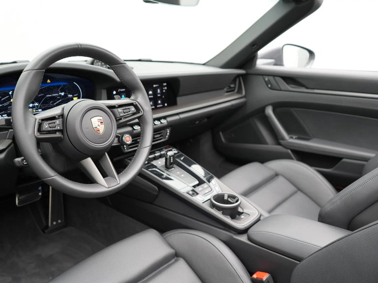 Porsche 992.2 Carrera 4 GTS