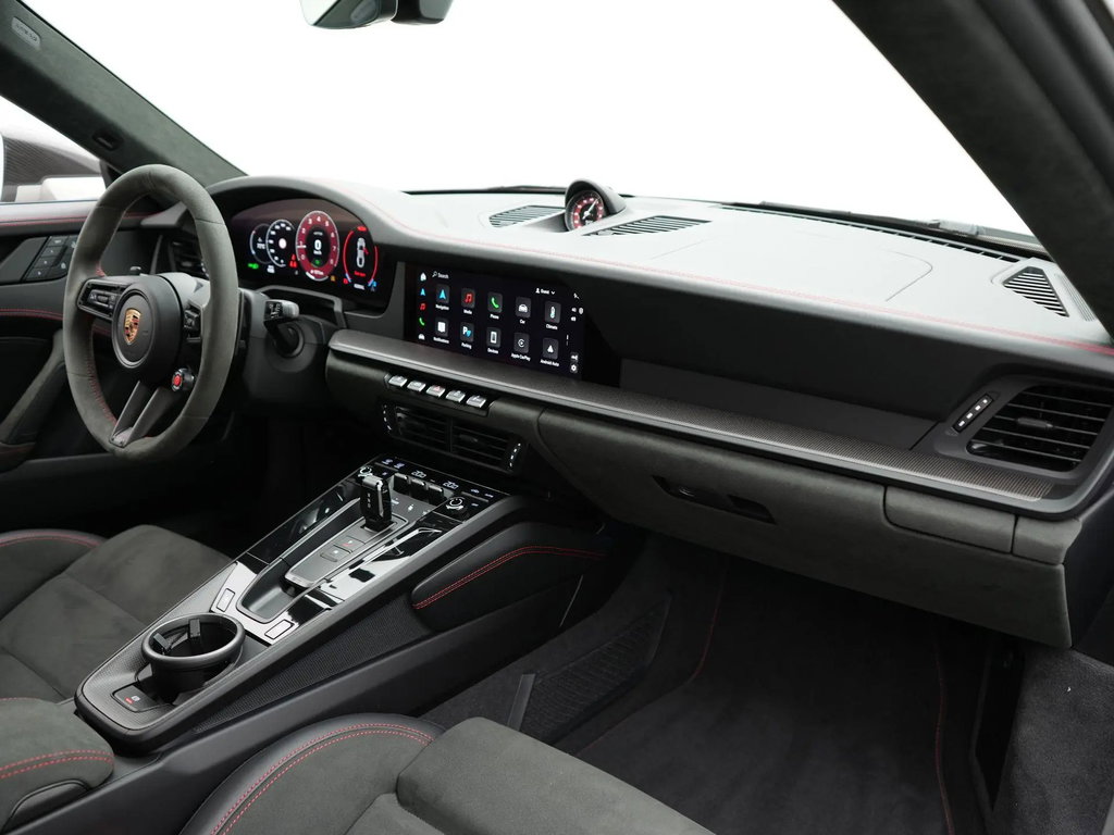 Porsche 992.2 Carrera GTS