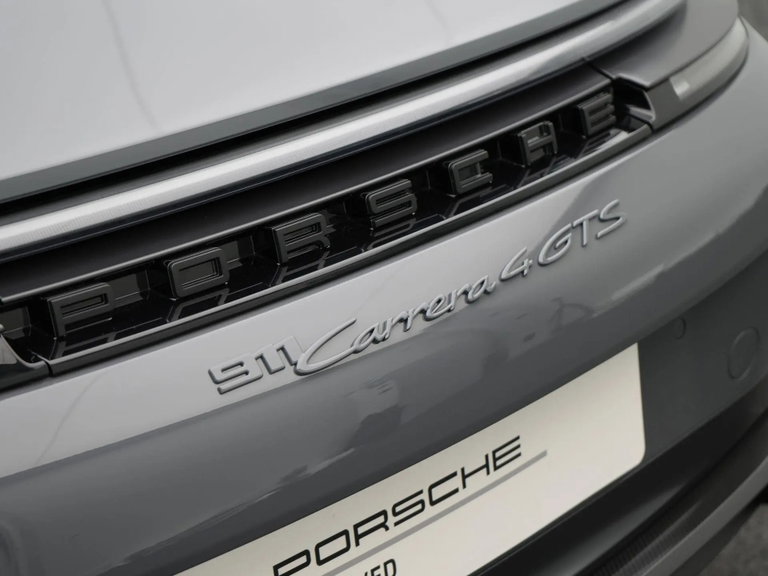 Porsche 992.2 Carrera 4 GTS