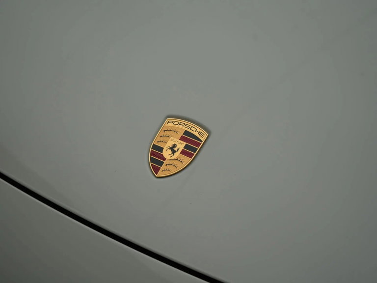 Porsche 992.2 Carrera GTS