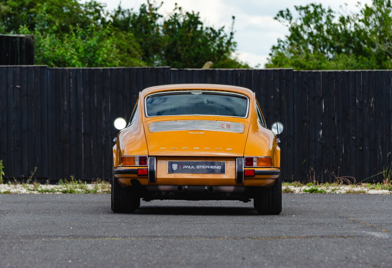Porsche 911 E