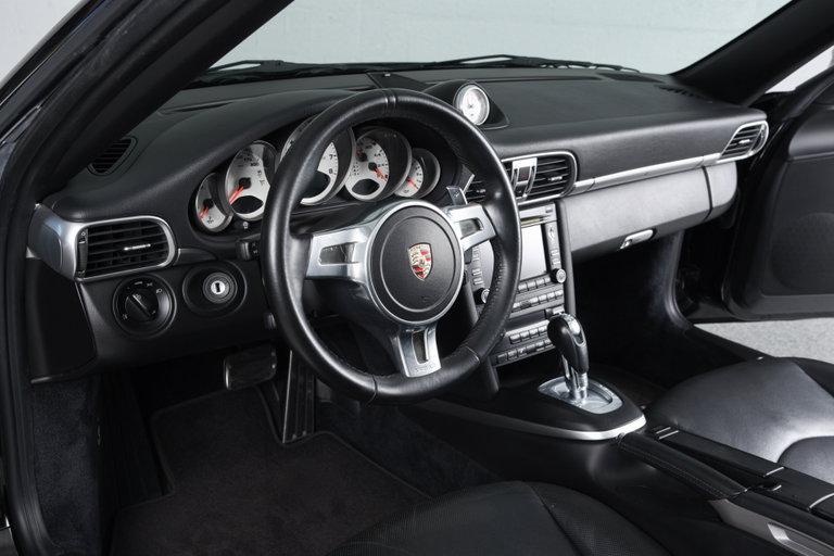 Porsche 997.2 Carrera GTS