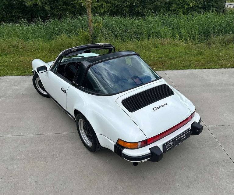 Porsche 911 Carrera 3.2 (US)