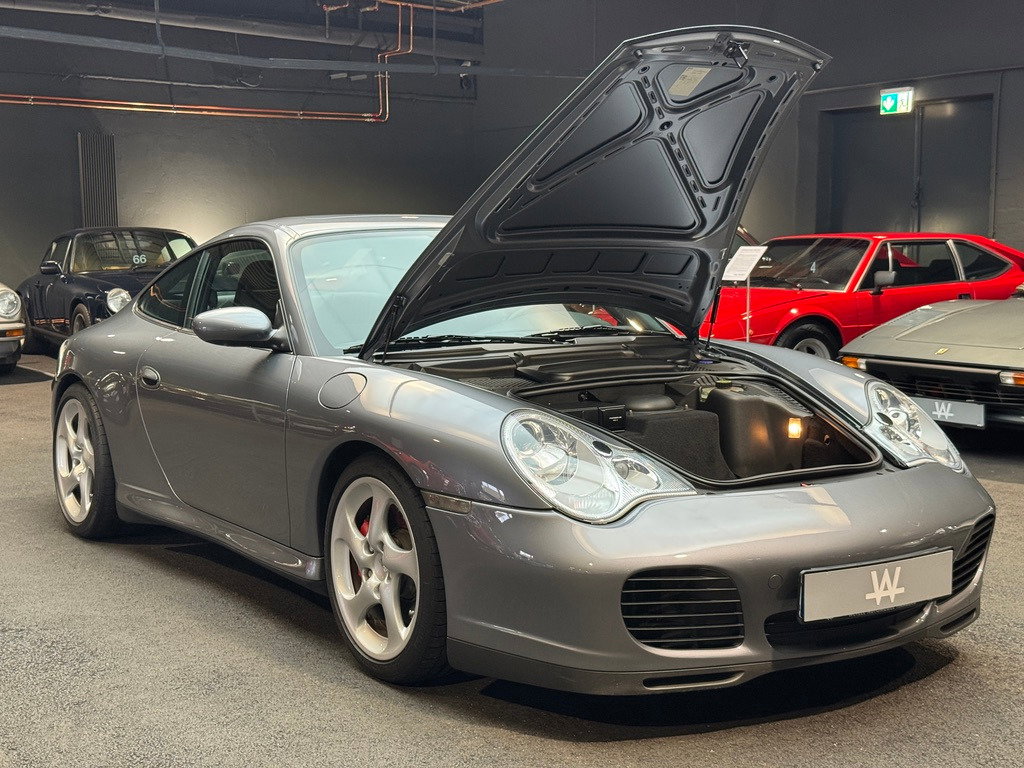 Porsche 996.2 Carrera 4S