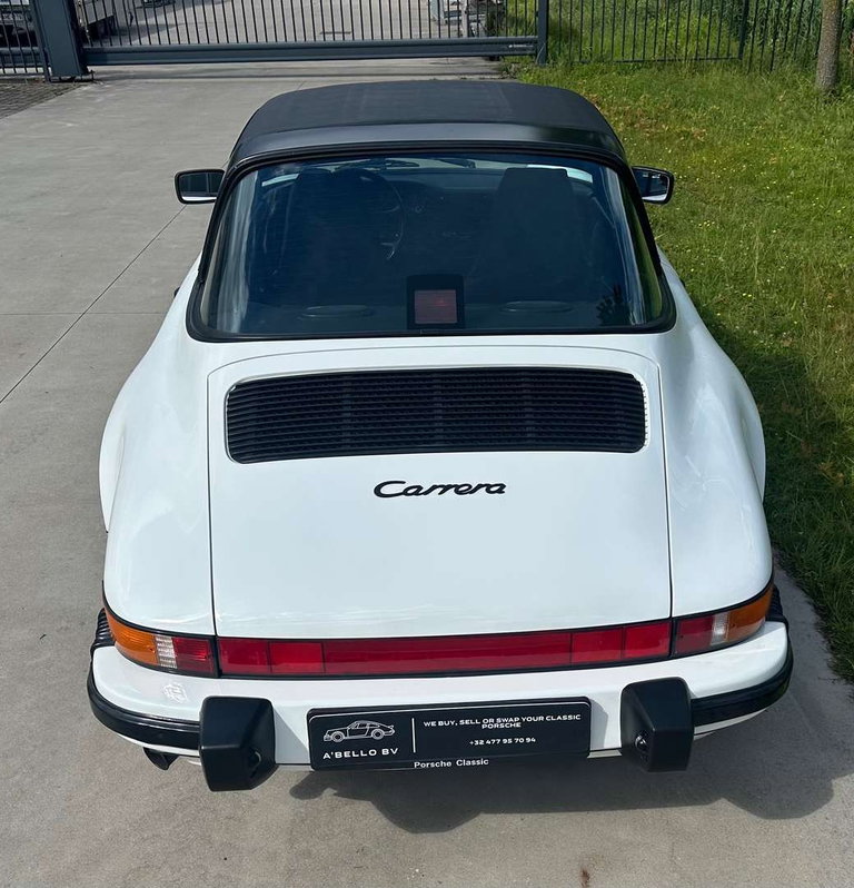 Porsche 911 Carrera 3.2 (US)