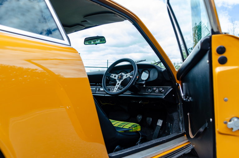 Porsche 911 E