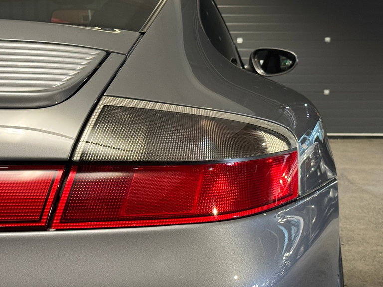 Porsche 996.2 Carrera 4S