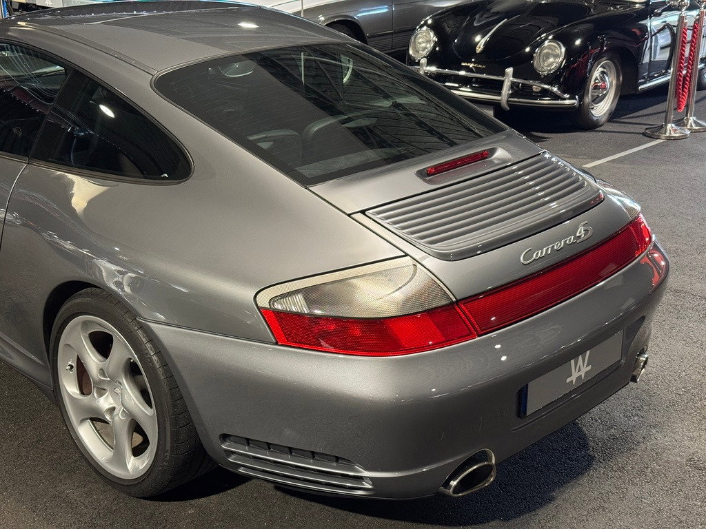 Porsche 996.2 Carrera 4S