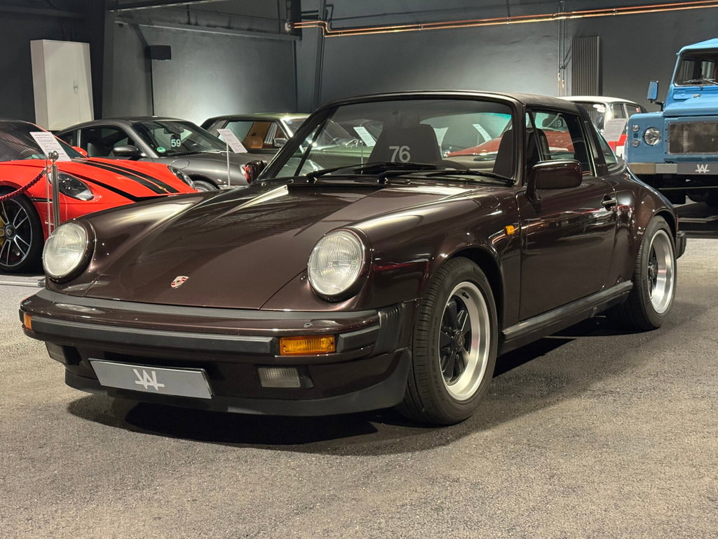 Porsche 911 Carrera 3.2
