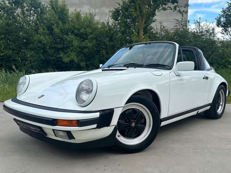 Porsche 911 Carrera 3.2 (US)