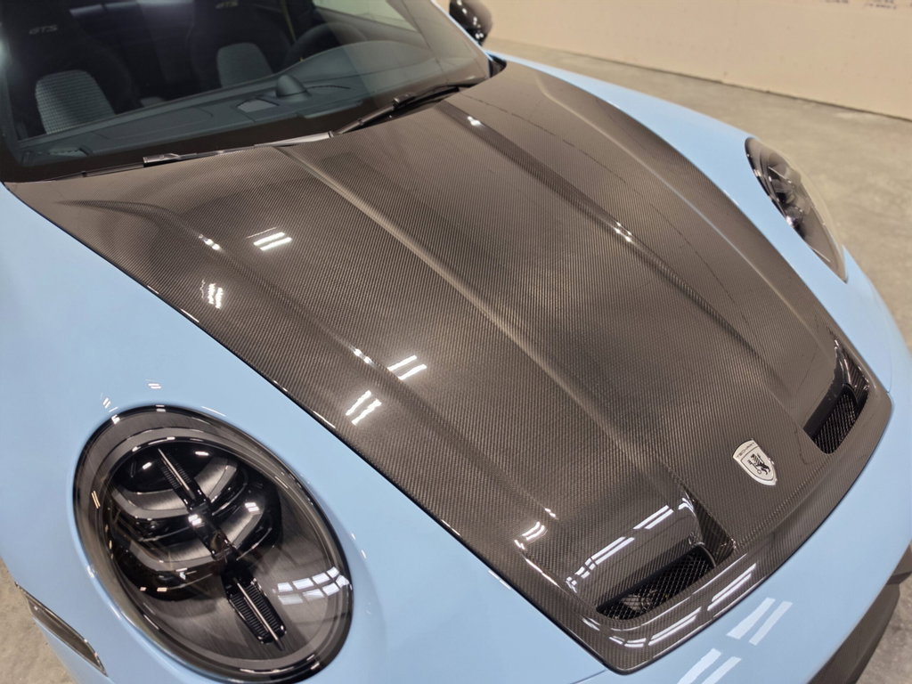 Porsche 992.2 Carrera GTS