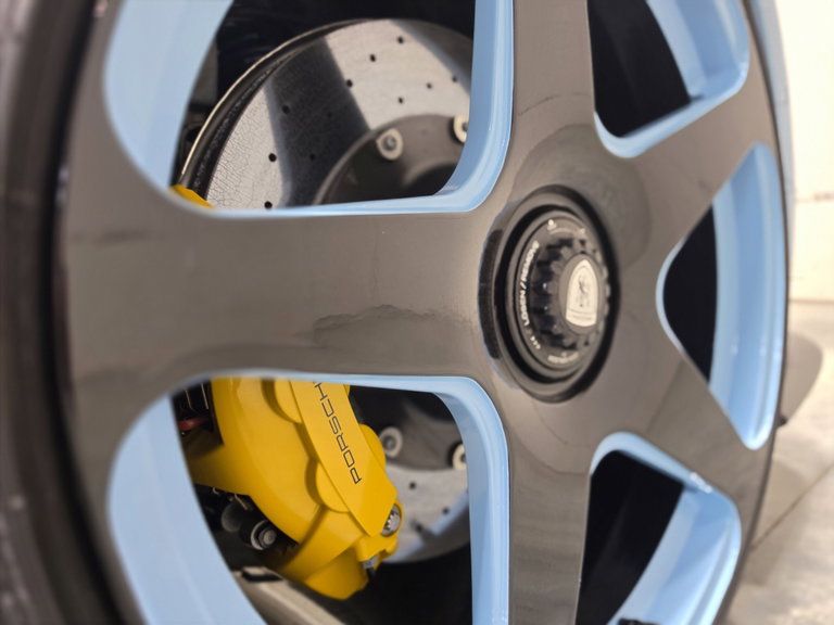 Porsche 992.2 Carrera GTS
