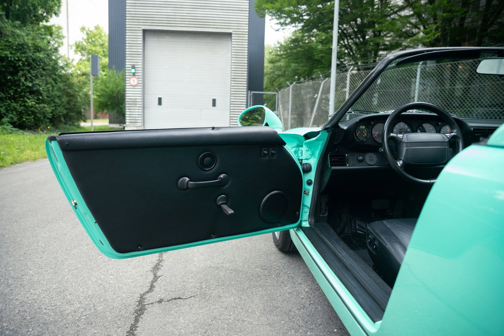 Porsche 964 Carrera 2 Speedster