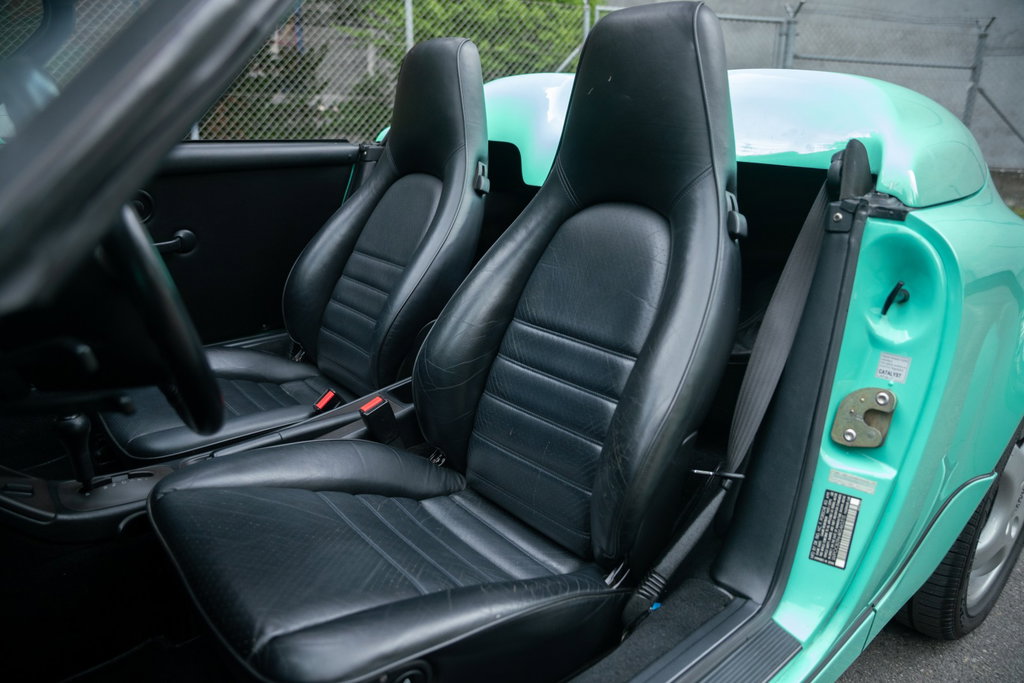 Porsche 964 Carrera 2 Speedster